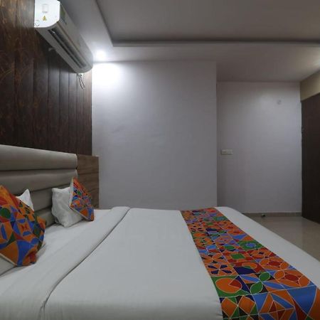 Icyhotels Hl Inn Chinhat Экстерьер фото