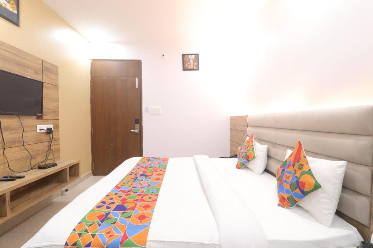 Icyhotels Hl Inn Chinhat Экстерьер фото
